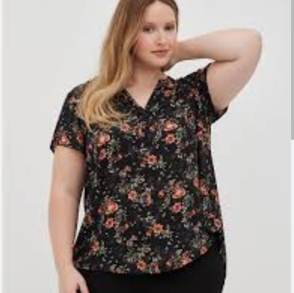 Torrid Split Front Blouse Georgette Floral Blouse Size 3x Black Orange Flowers